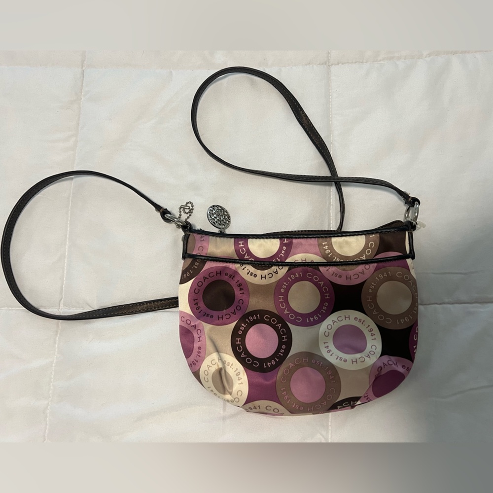 2000s Original Coach crossbody bag in great conditions Y2K